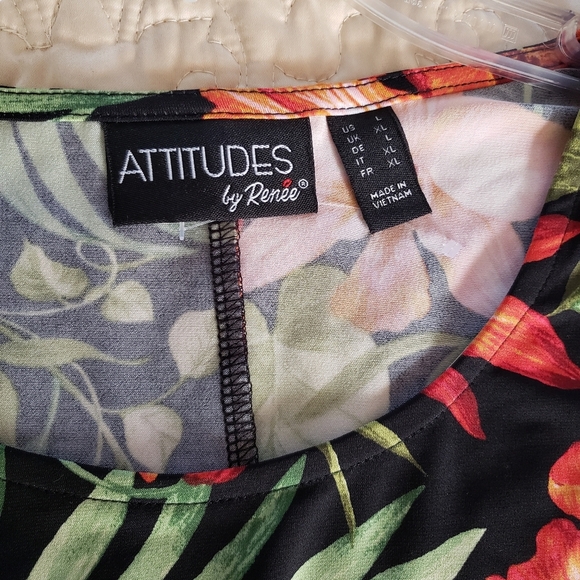 🆕Beautiful tropical print maxi dress - Picture 7 of 7